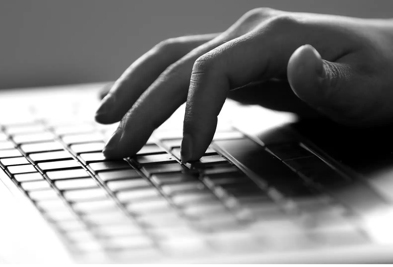 A Complete Sourcing Guide for Refurbished Enterprise Laptops
